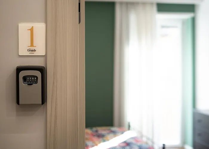 La Grande Bellezza Неаполь